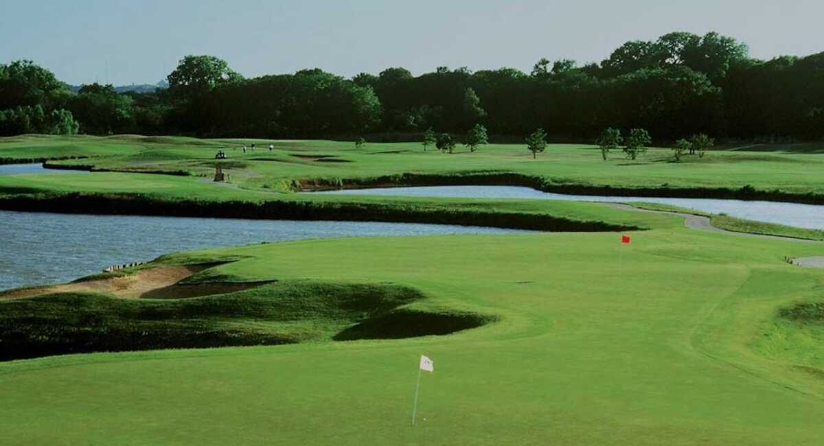 Riverside Golf Club